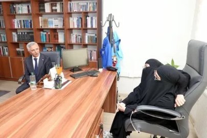 Siyam ikizleri Ayşe ve Sema, azimleriyle örnek oluyor
