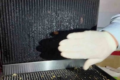 Okul kantinindeki mide bulandıran tost makinesine zabıtadan tepki

