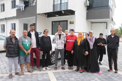 11 katlı binadaki asansör sorunu vatandaşı canından bezdirdi
