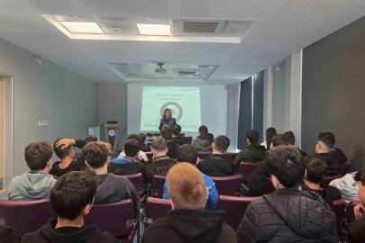 Bilecik’te 95 lise öğrencisine akran zorbalığı eğitimi
