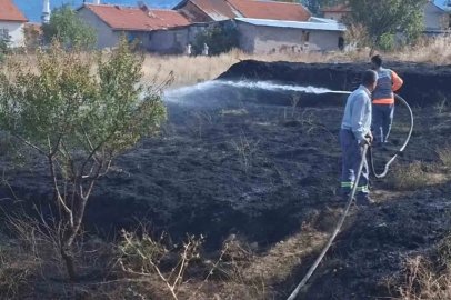 Hisarcık’ta ot yangınına köylülerden hızlı müdahale

