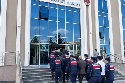Bilişim dolandırıcılığına 2 ilde operasyon: 7 tutuklama
