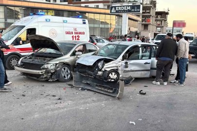 Aksaray’da trafik kazası: 5 yaralı
