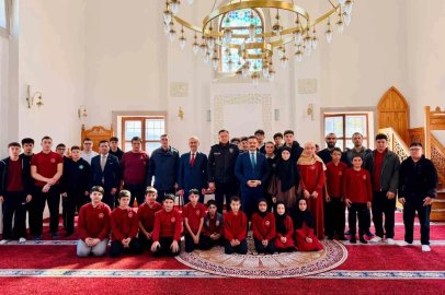 Kaymakam Titiz gençlerle buluştu
