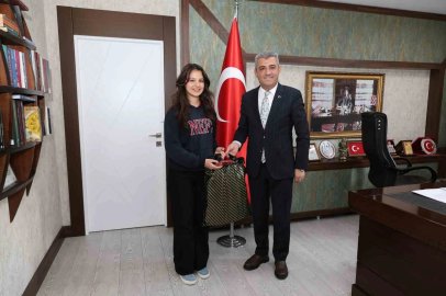Dünya üçüncülüğüyle gururlandıran başarı
