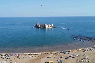 Sonbaharda deniz keyfi: Sıcaklıklar tekrar arttı sahillerde yoğunluk başladı
