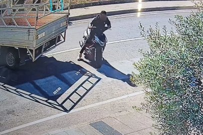 Antalya’da kamyonetle çarpışan motosikleti kaza yerinden kaçırdı
