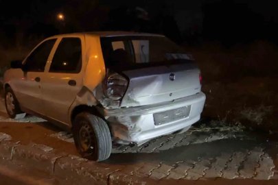 Eskişehir’de hafif ticari araç ile otomobil çarpıştı
