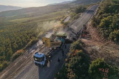 Bilecik’te 8 kilometrelik köy yolu sıcak asfalta kavuşuyor
