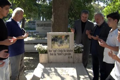 Yönetmen Halit Refiğ, vefatının 17’nci yıl dönümünde kabri başında anıldı
