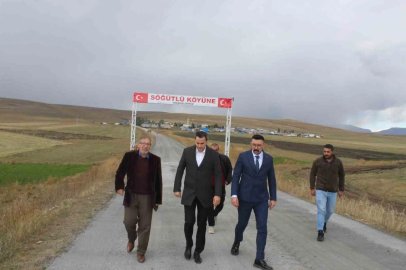 Selim’de köy yollarındaki beton yol çalışmaları yerinde incelendi
