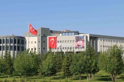 Erciyes Üniversitesi Akademisyenleri ’Dünyanın En Etkili Bilim İnsanları’ Listesinde yer aldı
