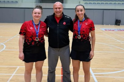 Erzincanlı badmintonculardan uluslararası turnuvada 4 madalya
