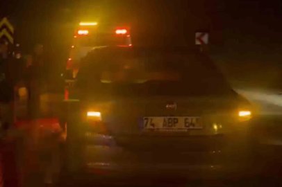 Zonguldak’ta iki araç kavşakta çarpıştı
