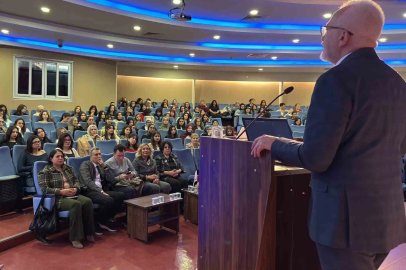Eskişehir’de "Normal Doğum ve Emzirme Haftası" etkinliği düzenlendi
