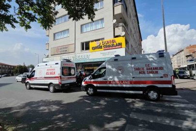Akrabasını bıçakladıktan sonra kaçarken halk otobüsüne çarpan şüpheli yakalandı
