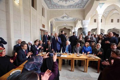 TBMM Başkanı Numan Kurtulmuş Şahinbey Millet Camii’ni ziyaret etti
