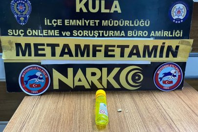 Aranan şahıslar polisten kaçamadı
