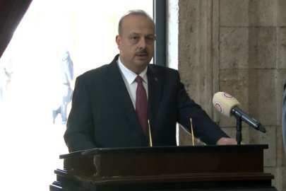 Ankara Valisi Yakup Canbolat: "Ankara, milletimizin bağımsızlık azminin ve geleceğe olan sarsılmaz iradesinin sembolü olmuştur"
