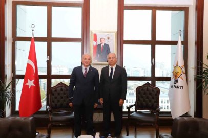 Başkan Özlü Efkan Ala ile bir araya geldi
