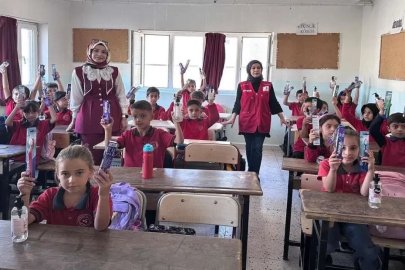 Şırnak’ta öğrencilere hijyen kitleri dağıtıldı
