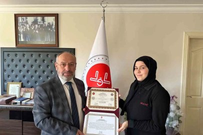 Salihli’de hafızlar belgelerine kavuştu
