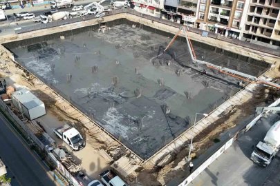 İncirliova Cumhuriyet Meydanı ve Yeraltı Otoparkı projesinde çalışmalar sürüyor
