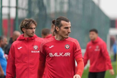 Çorum FK, Çaykur Rizespor mesaisini sürdürdü
