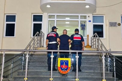 İzmir’de 27 yıl hapisle aranan firari yakalandı
