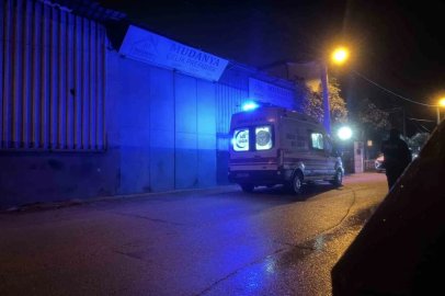 Bursa’da iş yerinin çatısından düşen adam öldü
