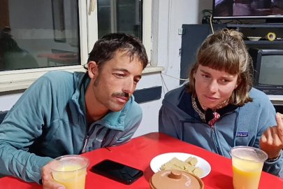 Singapur’dan yola çıktılar, 18 bin kilometre sonra Bilecik’te mola verdiler
