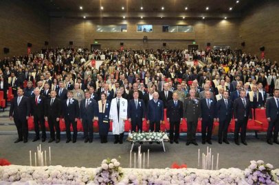 EBYÜ’de 2026-2027 akademik yılı törenle başladı
