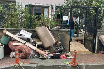 Beykoz’da su baskının bilançosu gün ağarınca ortaya çıktı: Sular altındaki eşyalar tahliye edildi
