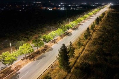 18 kilometrelik yola 472 yeni aydınlatma direği

