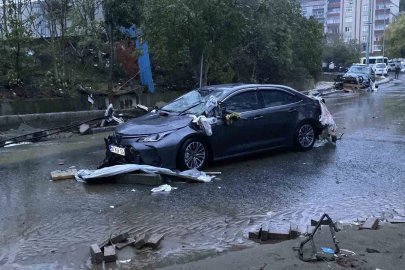 Selin vurduğu Ayazağa’da hasar, gün ağarınca ortaya çıktı
