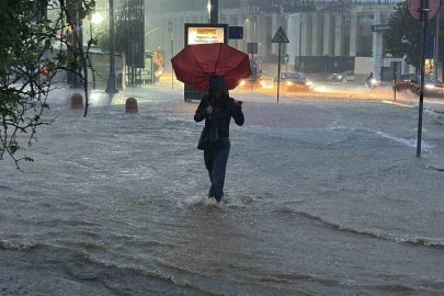 İstanbul’u sağanak vurdu, metrekareye 240 kilogramı aşan yağış düştü
