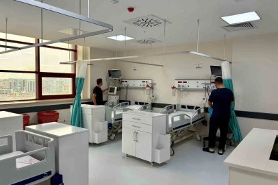 Gazi Yaşargil EAH’da 60 yataklı 3. basamak yoğun bakım ünitesi tam kapasiteyle hizmete açıldı
