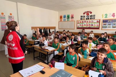 Kahta’da öğrencilere akran zorbalığı eğitimi verildi

