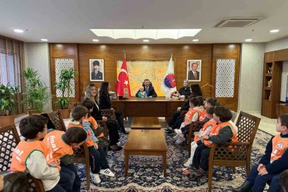 Başkan Çetinkaya öğrencileri ağırladı
