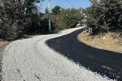 Göktepe köyünün yolu yenileniyor
