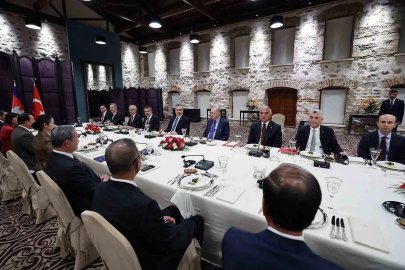 Bakan Bolat: "Türkiye ile Kamboçya arasındaki ticari iş birliğini geliştirmeyi hedefliyoruz"
