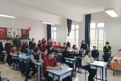 Beyağaç’ta öğrenci ve öğretmenlere tüberküloz eğitimi verildi

