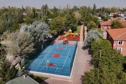 Gürpınar mahallesinde yenilenen Deringöz Parkı ve yüzme havuzu tanıtılacak
