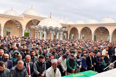 Kalbine yenilen 15 yaşındaki çocuk son yolculuğuna uğurlandı
