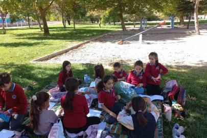 Minikler hem oynadı hem sağlıklı beslenmeyi öğrendi
