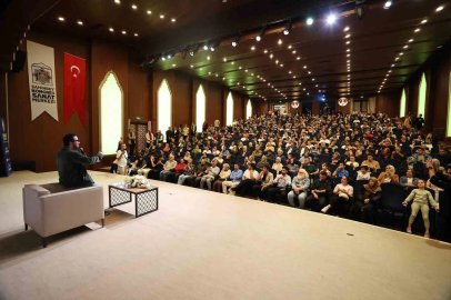 Prof. Dr. Oytun Erbaş evlilik için Başkan Tahmazoğlu’ndan yardım istedi
