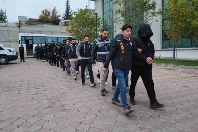 1,2 milyar liralık yasa dışı bahis operasyonunda 18 şüpheli adliyeye sevk edildi
