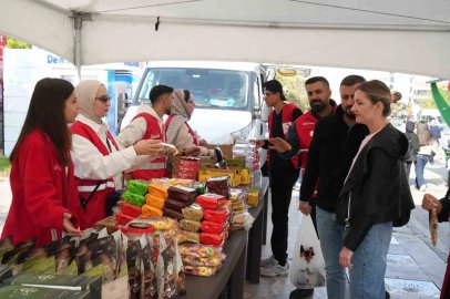 Muş’ta Türk Kızılay’dan iyilik çarşısı

