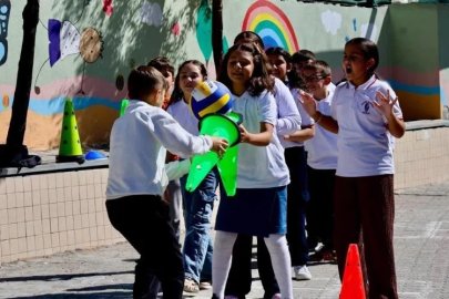 Minik öğrenciler sporla hem eğlendi hem hareket etti
