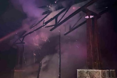 Araklı Turup Mesire Alanı’nın giriş kapısını yaktılar
